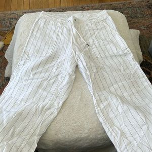 Athleta wide legged pants size 8